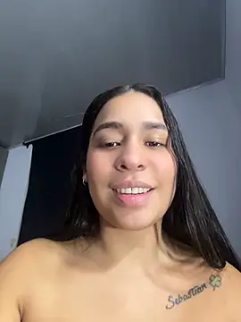 SussyFoxxx online show from 05-06-26, 02:21