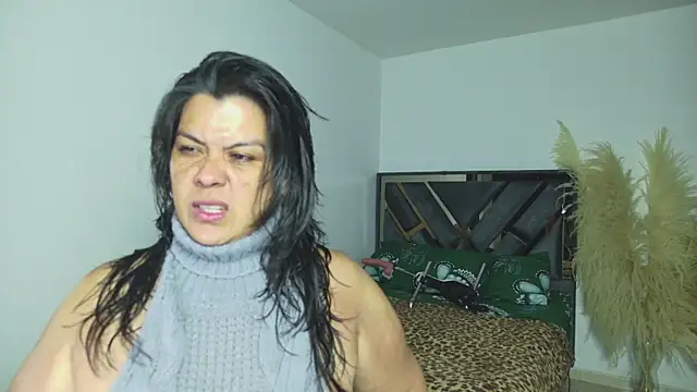 Martina Foxy01 online show from 05-12-26, 11:27