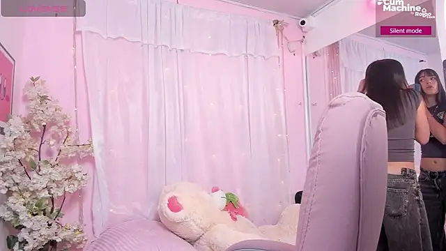 ShanelleDupont  online show from 07-09-26, 07:46