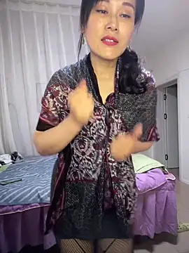 Yu-Meimei online show from 05-15-26, 04:32