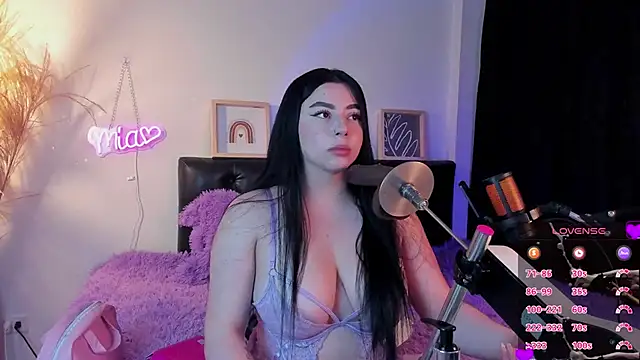 mia valentine   online show from 05-29-26, 10:05