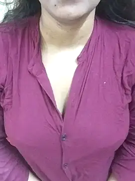 Snapshot of Roji_bha chatting on 07-28-26, 04:20 Roji bha online show from 07-28-26, 04:20