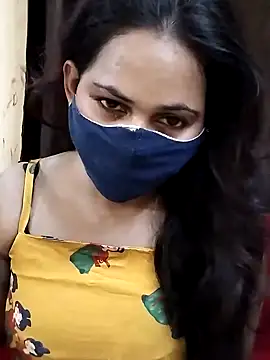 Snapshot of Roji_bha chatting on 07-19-26, 04:10 Roji bha online show from 07-19-26, 04:10