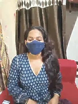 Snapshot of Roji_bha chatting on 07-08-26, 04:13 Roji bha online show from 07-08-26, 04:13