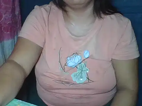 MommyKaye30 online show from 07-24-26, 07:43