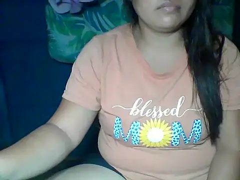 MommyKaye30 online show from 06-04-26, 08:19