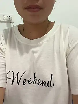 Lindan80 online show from 05-18-26, 03:06