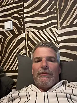 Snapshot of Thor-82 chatting on 06-26-26, 10:54 Thor-82 online show from 06-26-26, 10:54