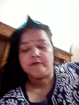 Hot-Mallika2 online show from 05-04-26, 10:40