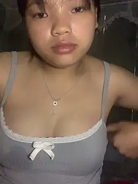 Snapshot of Cham-py chatting on 05-20-26, 01:57 Cham-py online show from 05-20-26, 01:57