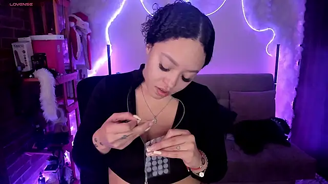 liz martins1 online show from 07-11-26, 01:50