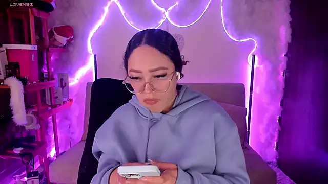 liz martins1 online show from 08-10-26, 02:40