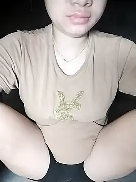Girl lovebaby online show from 05-23-26, 11:37