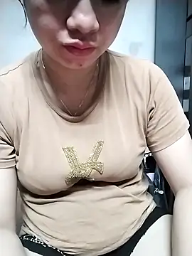 Girl lovebaby online show from 05-19-26, 07:48