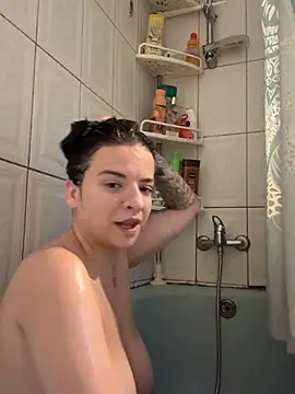 ClaireVoss online show from 07-28-26, 05:34