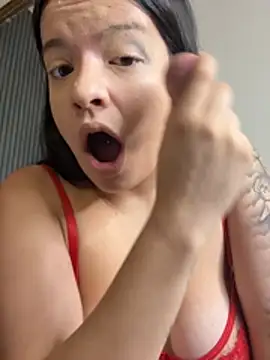 ClaireVoss online show from 07-26-26, 10:44