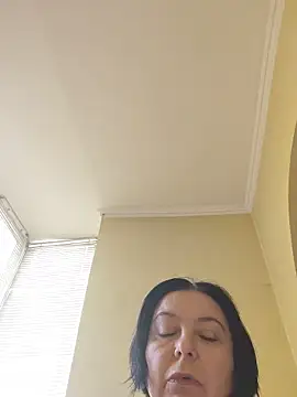 EmmaEmmy40 online show from 05-16-26, 12:04