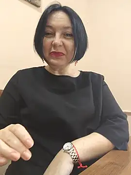 EmmaEmmy40 online show from 05-25-26, 07:18