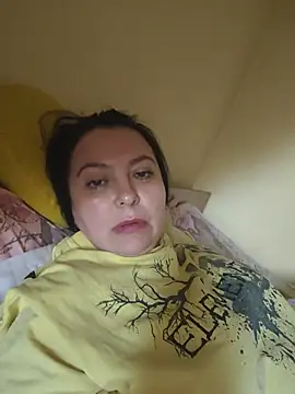 EmmaEmmy40 online show from 05-26-26, 03:43