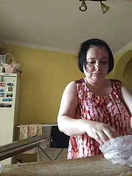EmmaEmmy40 online show from 06-10-26, 02:51