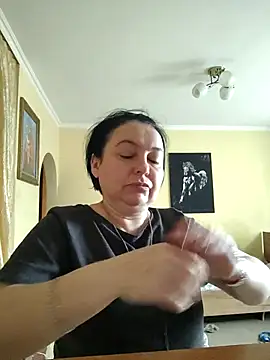 EmmaEmmy40 online show from 05-08-26, 05:33