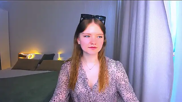 LookEva online show from 06-11-26, 04:20
