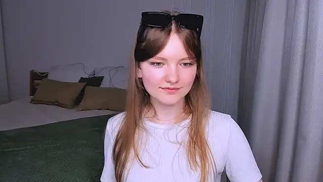LookEva online show from 05-16-26, 10:36
