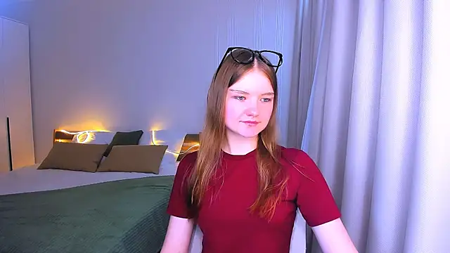 LookEva online show from 06-10-26, 04:13