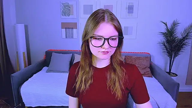 LookEva online show from 05-04-26, 11:24