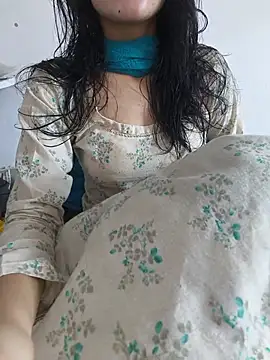 zoya baby  online show from 07-04-26, 04:08