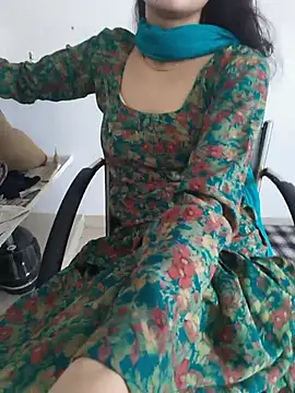 zoya baby  online show from 06-29-26, 07:26