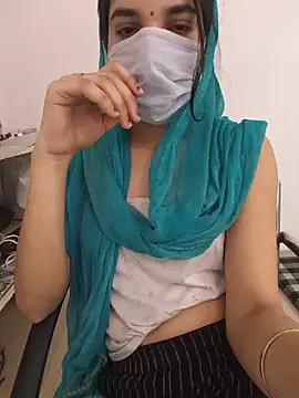 Snapshot of zoya_baby_ chatting on 05-20-26, 06:10 zoya baby online show from 05-20-26, 06:10