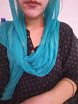 Snapshot of zoya_baby_ chatting on 05-22-26, 05:05 zoya baby online show from 05-22-26, 05:05