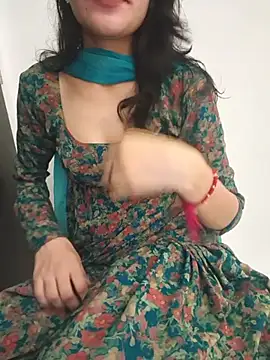 zoya baby  online show from 07-22-26, 03:52
