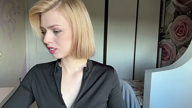 ScarlettRosy online show from 06-02-26, 04:12
