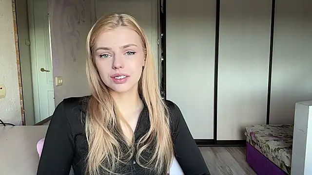 ScarlettRosy online show from 05-29-26, 03:34