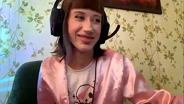 AmeliaHaper online show from 05-04-26, 11:35