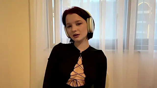 RiaFoxHi online show from 05-02-26, 04:12
