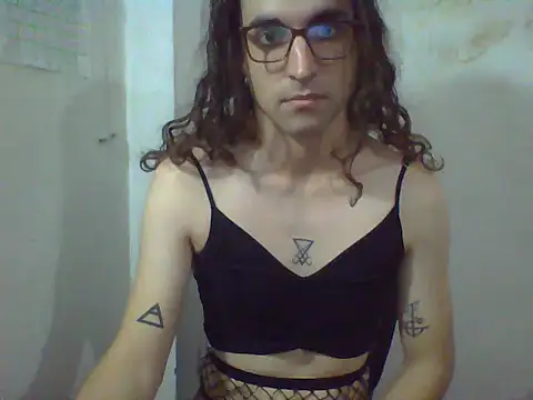 LaCuerva online show from 05-28-26, 05:30