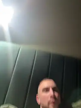 leonmessi3 online show from 06-18-26, 05:18