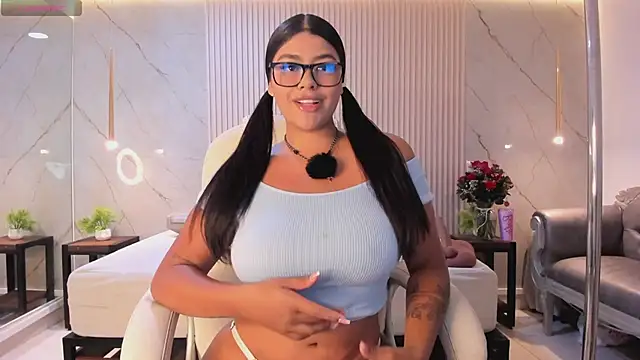 luna taylorss online show from 05-28-26, 11:05