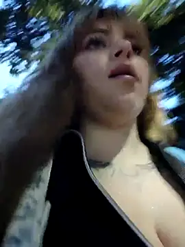 Isabella  Risky online show from 06-04-26, 11:20