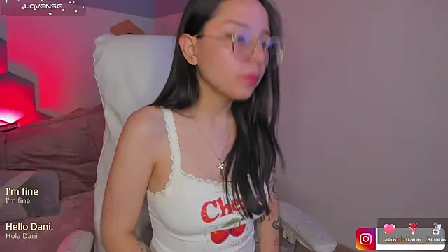 kitty patitas suavesss online show from 06-08-26, 01:11