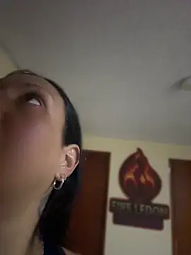 Snapshot of Cloe-Fire chatting on 07-23-26, 11:07 Cloe-Fire online show from 07-23-26, 11:07