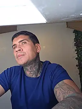 Snapshot of tattoo_11 chatting on 07-21-26, 11:33 tattoo 11 online show from 07-21-26, 11:33