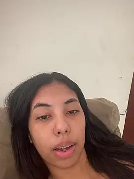rayssa onlyy online show from 05-05-26, 03:48
