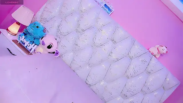 Lexxy Mattell online show from 06-17-26, 05:18