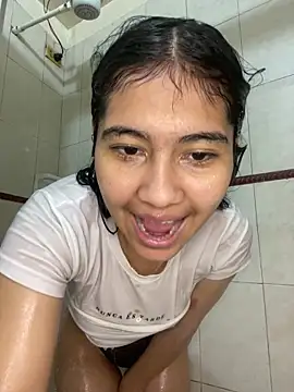 Xaannder online show from 05-15-26, 01:58
