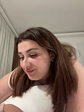 Snapshot of AureTease chatting on 06-20-26, 06:46 AureTease online show from 06-20-26, 06:46