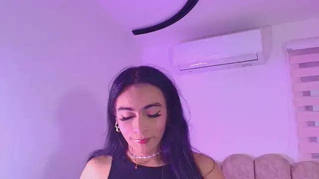 Malaia thompson  online show from 05-21-26, 11:51